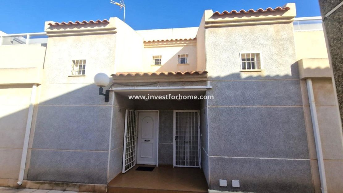 Sale - House - Torrevieja - Torrelamata - La Mata