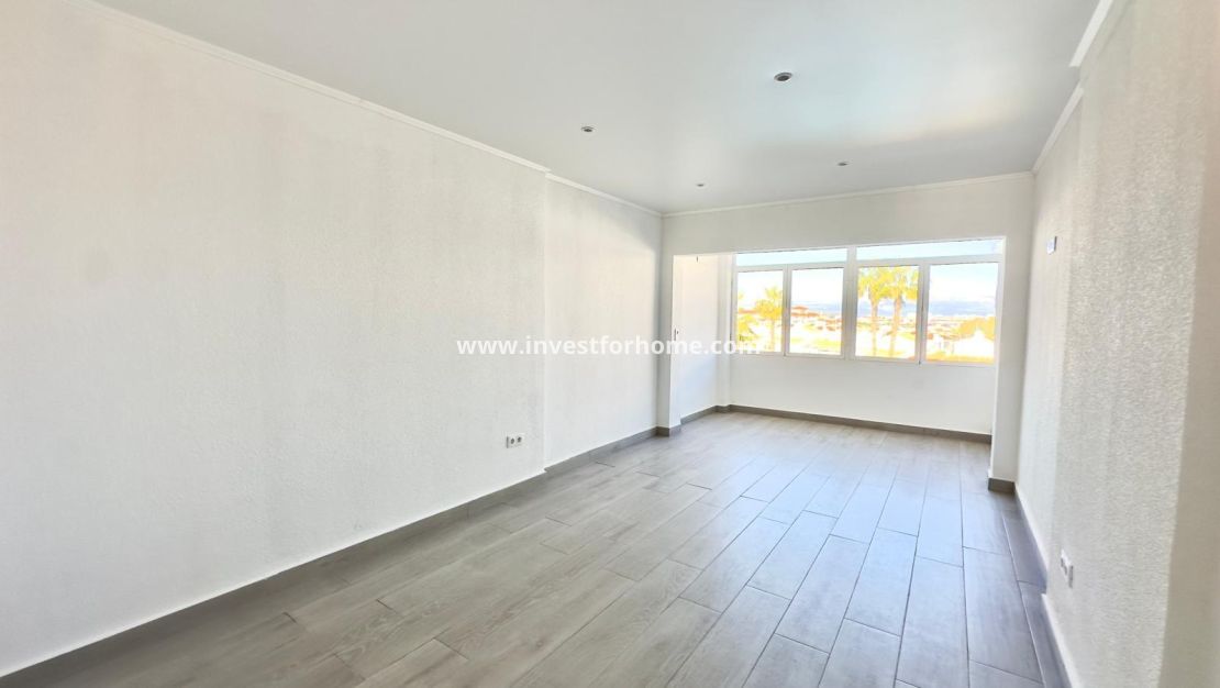 Sale - House - Torrevieja - Torrelamata - La Mata