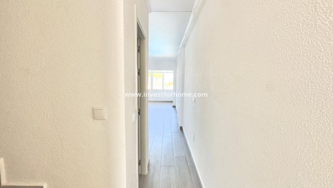 Sale - House - Torrevieja - Torrelamata - La Mata