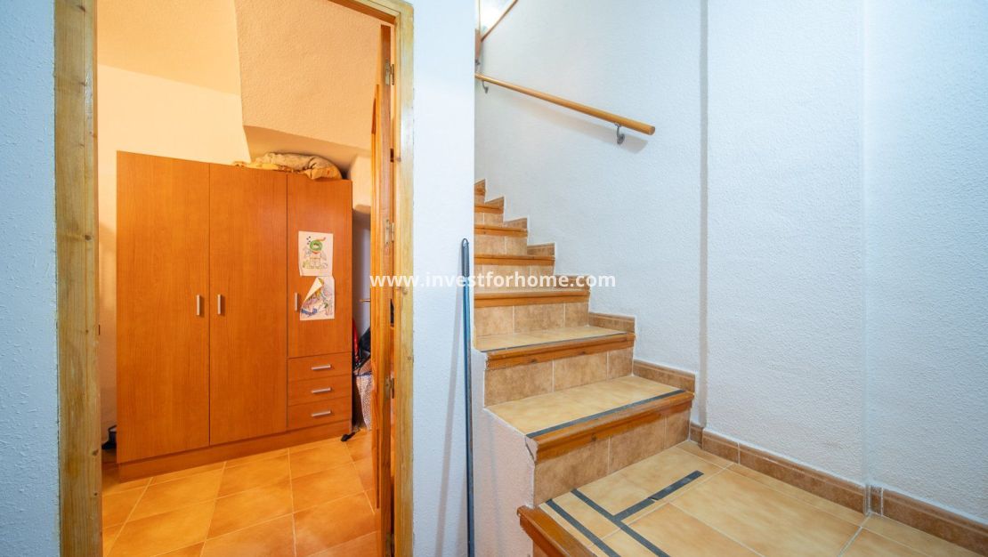 Sale - House - Torrevieja - Torrelamata - La Mata