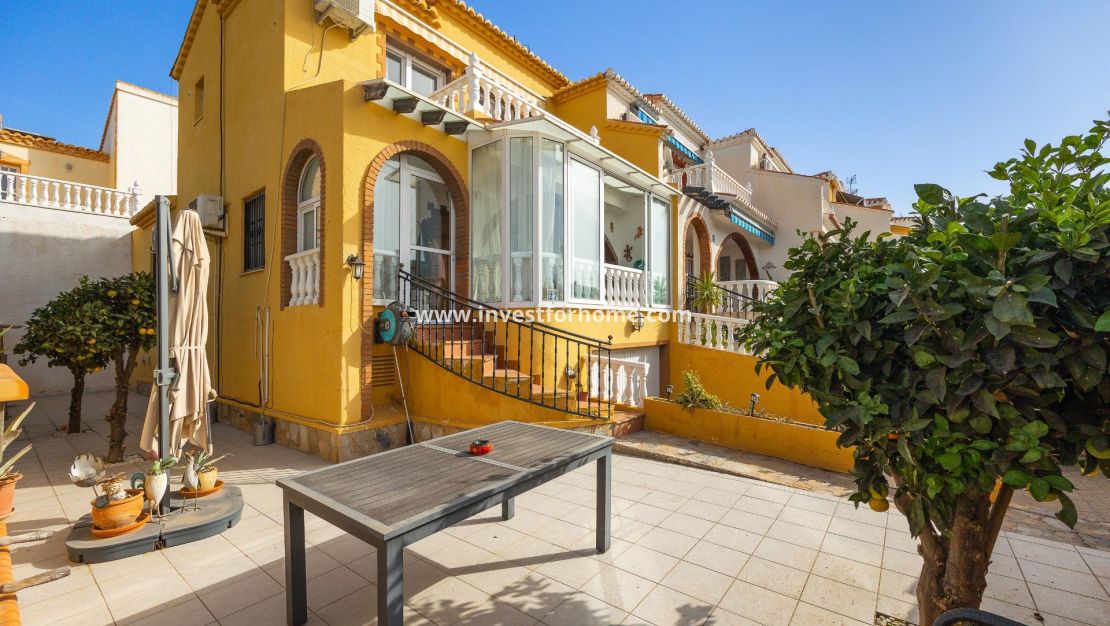 Sale - House - Torrevieja - Torreta Florida