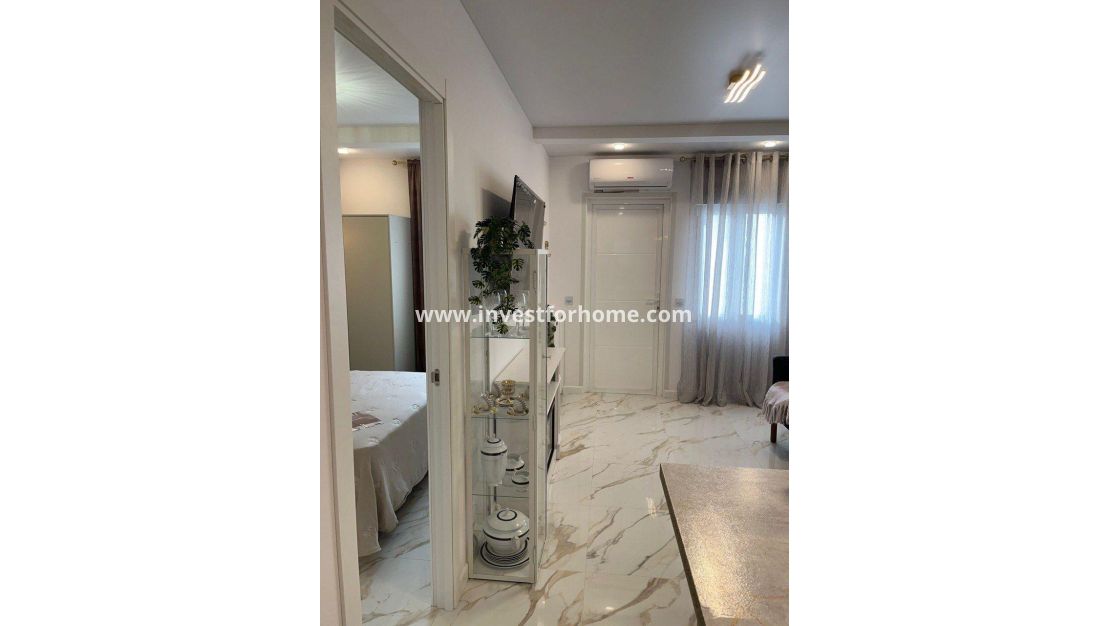 Sale - House - Torrevieja - Torreta Florida