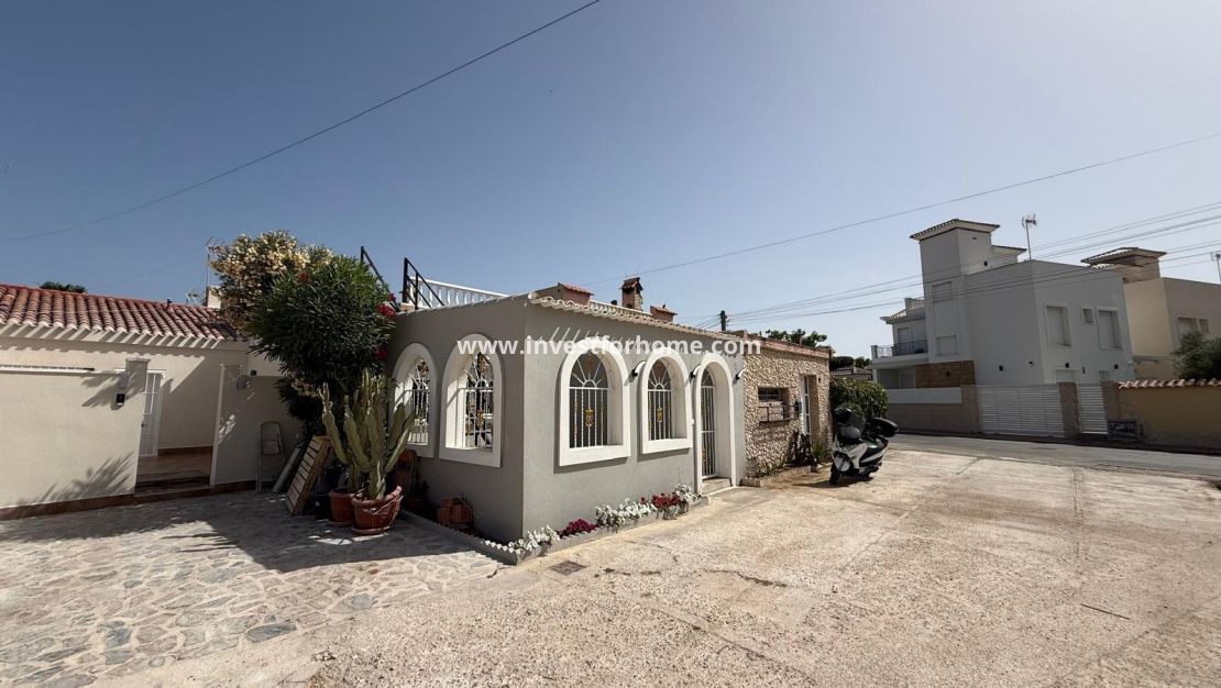 Sale - House - Torrevieja - Torreta Florida