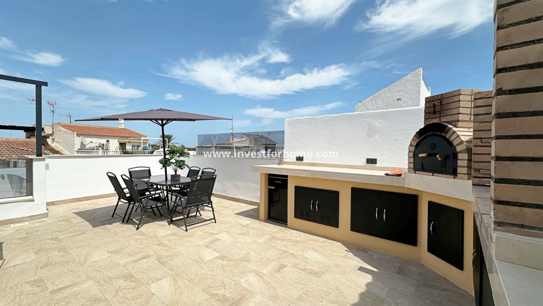 Sale - House - Torrevieja