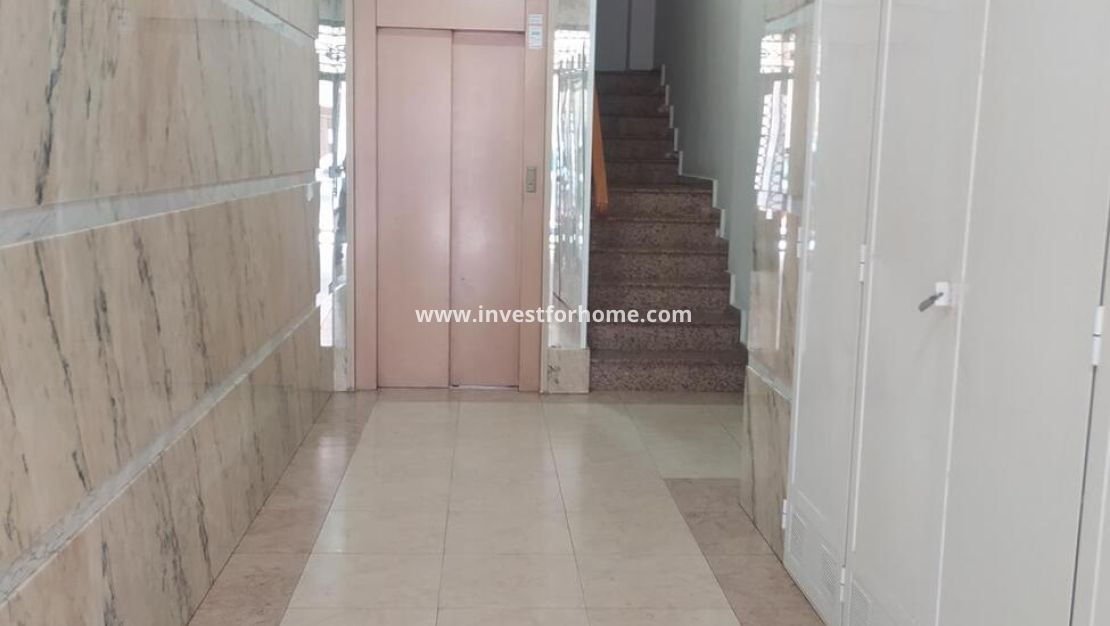 Sale - Penthouse - Torrevieja - CENTRE