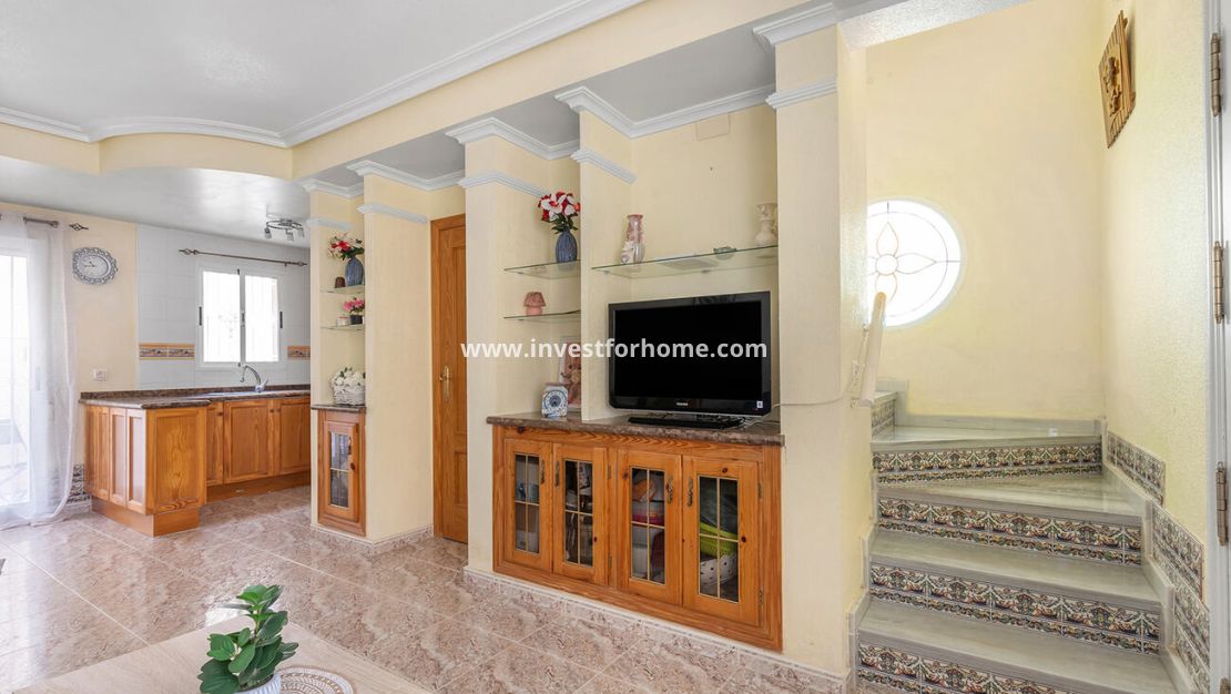 Sale - Semi Detached Penthouse - Orihuela Costa - Costa Blanca