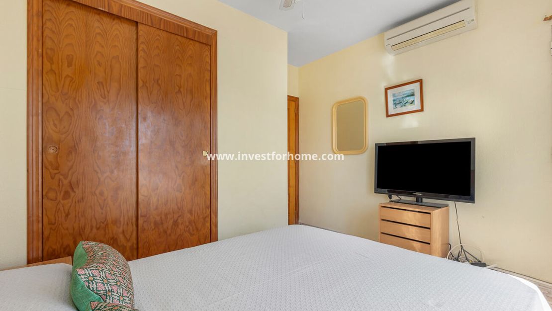 Sale - Semi Detached Penthouse - Orihuela Costa - Costa Blanca