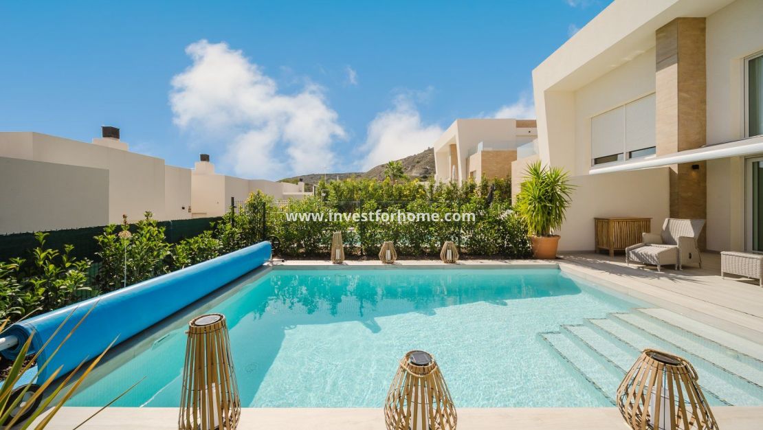 Sale - Villa - Algorfa - La Finca Golf
