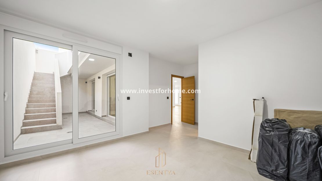 Sale - Villa - Algorfa - La Finca Golf