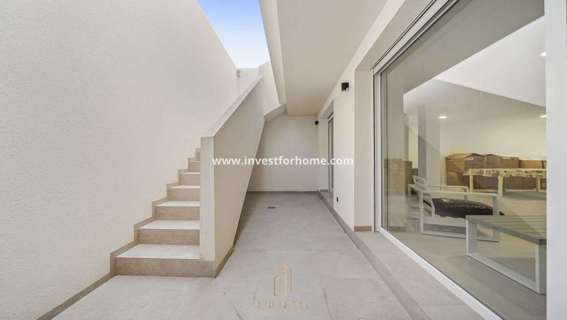 Sale - Villa - Algorfa - La Finca Golf