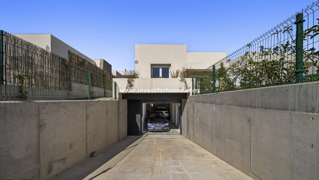 Sale - Villa - Algorfa - La Finca Golf