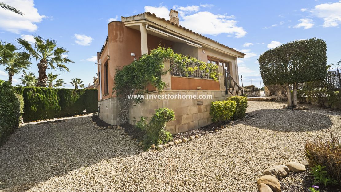 Sale - Villa - Algorfa - La Finca Golf