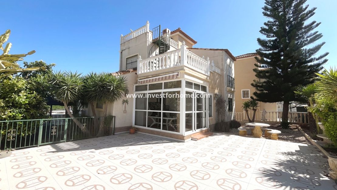 Sale - Villa - Algorfa - Montebello