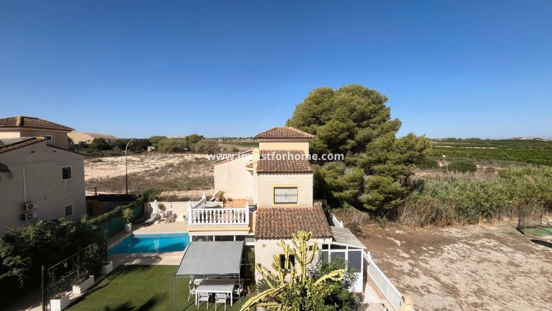 Sale - Villa - Algorfa - Montebello