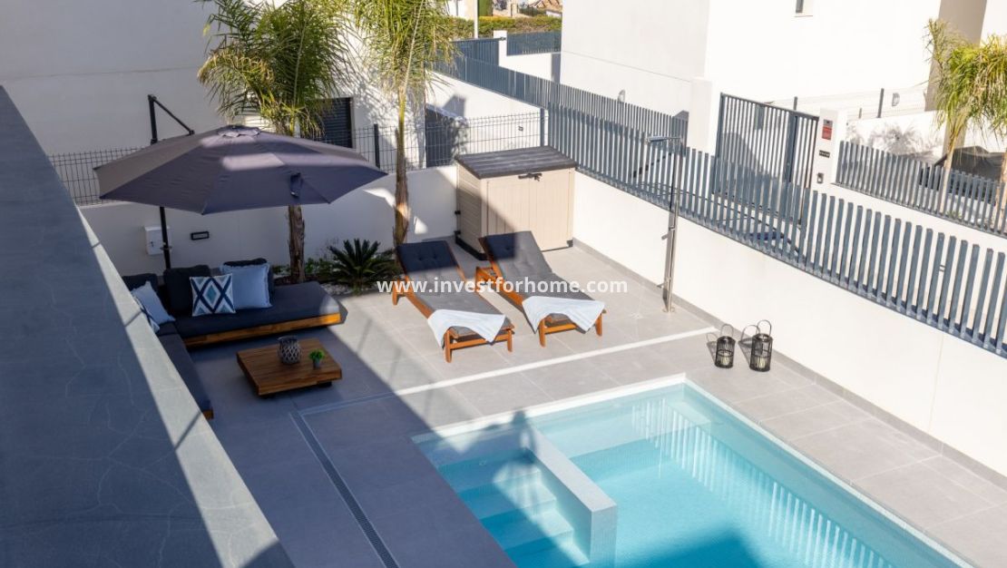 Sale - Villa - Algorfa