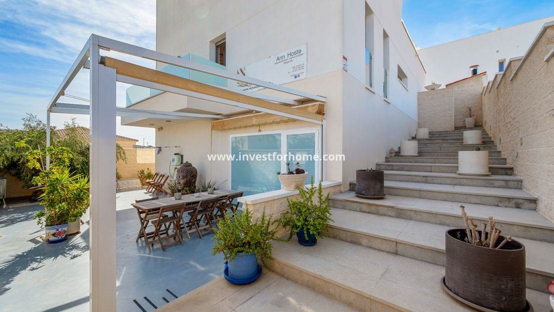 Sale - Villa - Benijofar - Costa Blanca