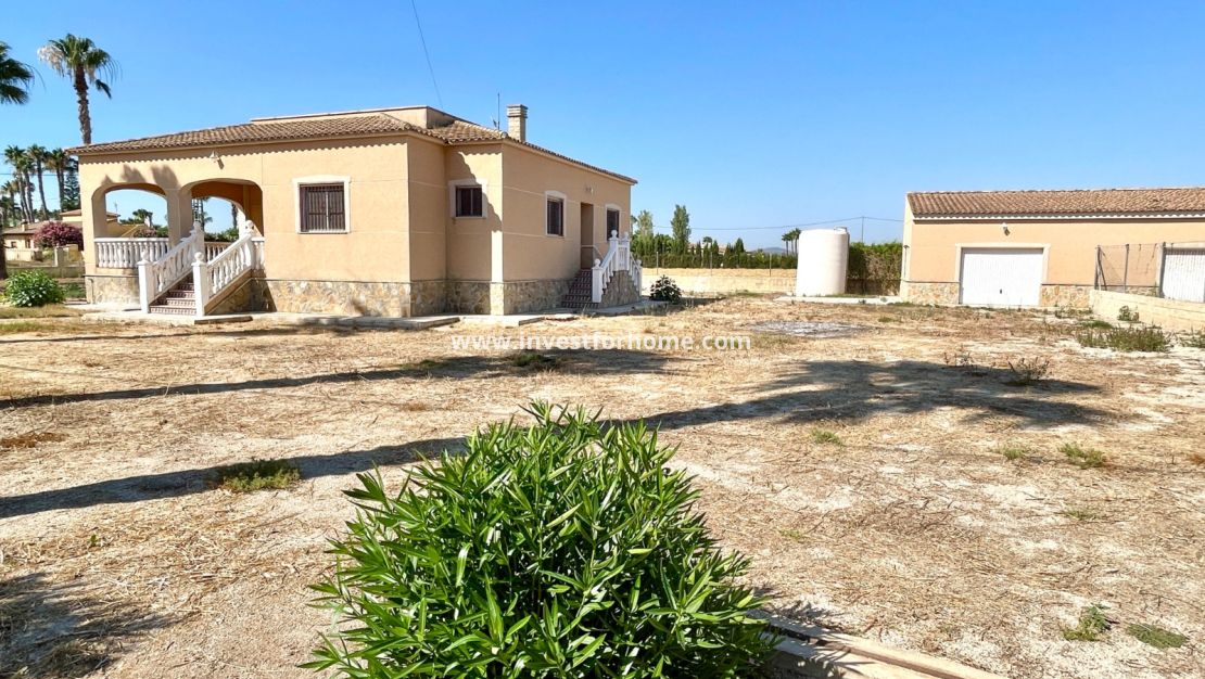 Sale - Villa - Catral - Costa Blanca