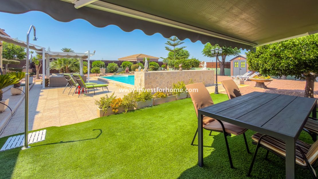 Sale - Villa - Catral - Costa Blanca