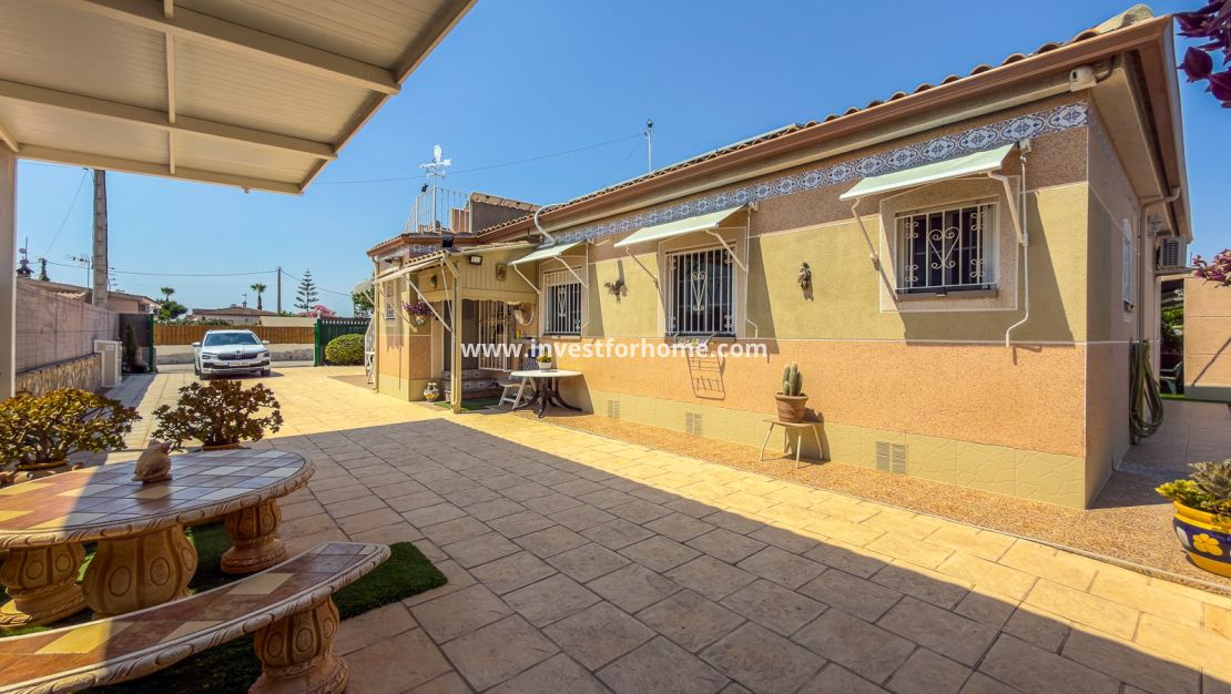 Sale - Villa - Catral - Costa Blanca