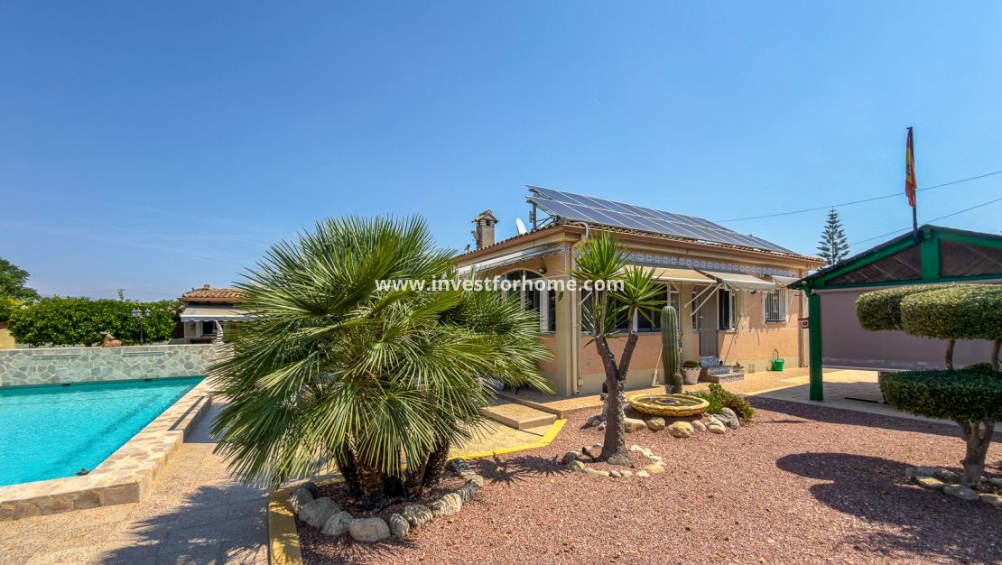 Sale - Villa - Catral - Costa Blanca