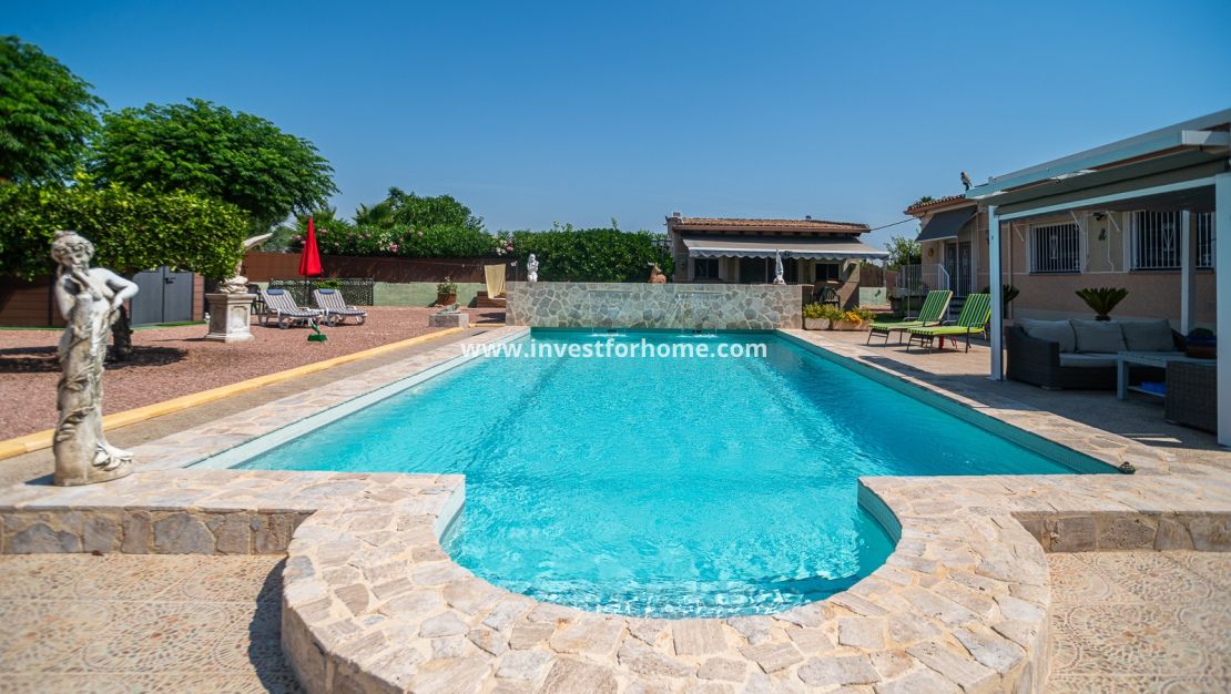 Sale - Villa - Catral - Costa Blanca