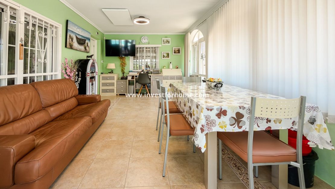 Sale - Villa - Catral - Costa Blanca