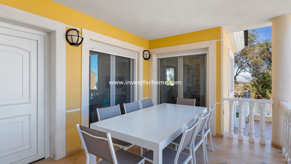 Sale - Villa - Ciudad De Las Comunicaciones - Costa Blanca