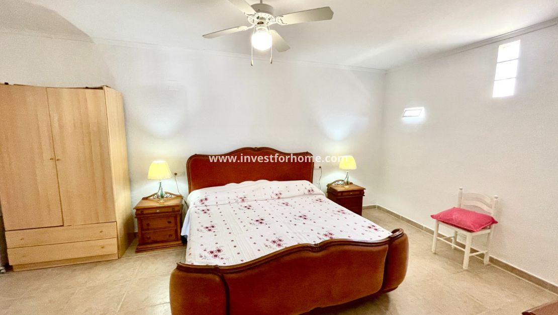 Sale - Villa - Daya Nueva - Costa Blanca