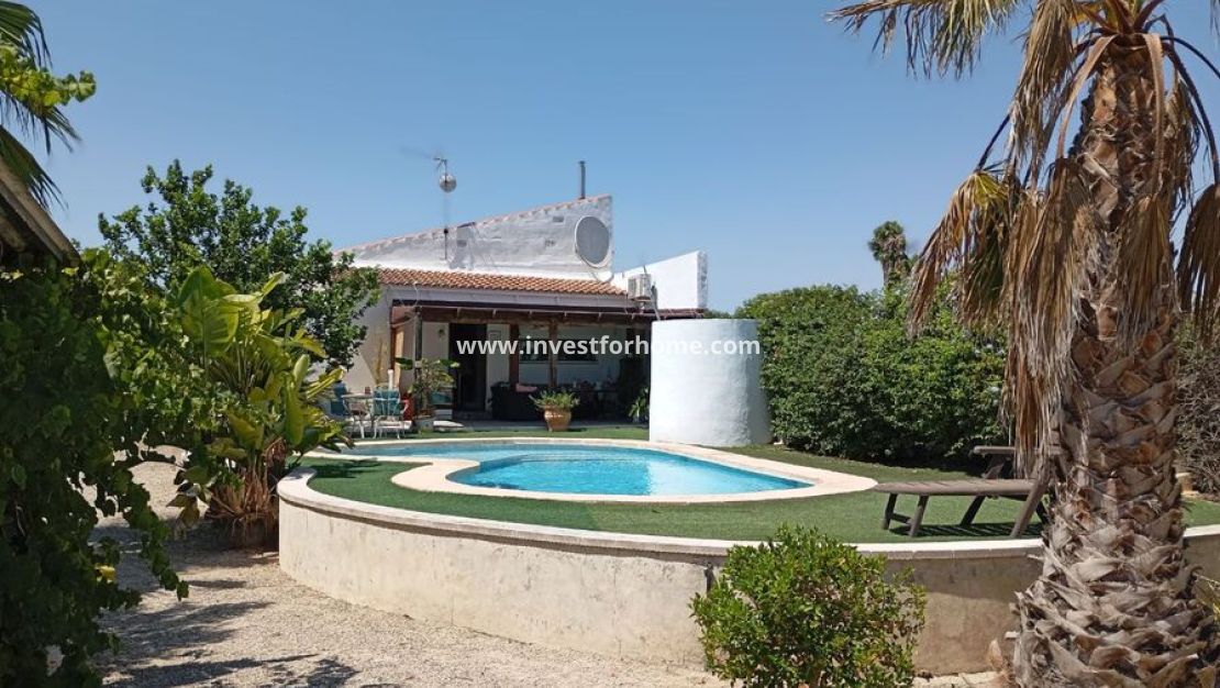 Sale - Villa - Daya Nueva - Costa Blanca
