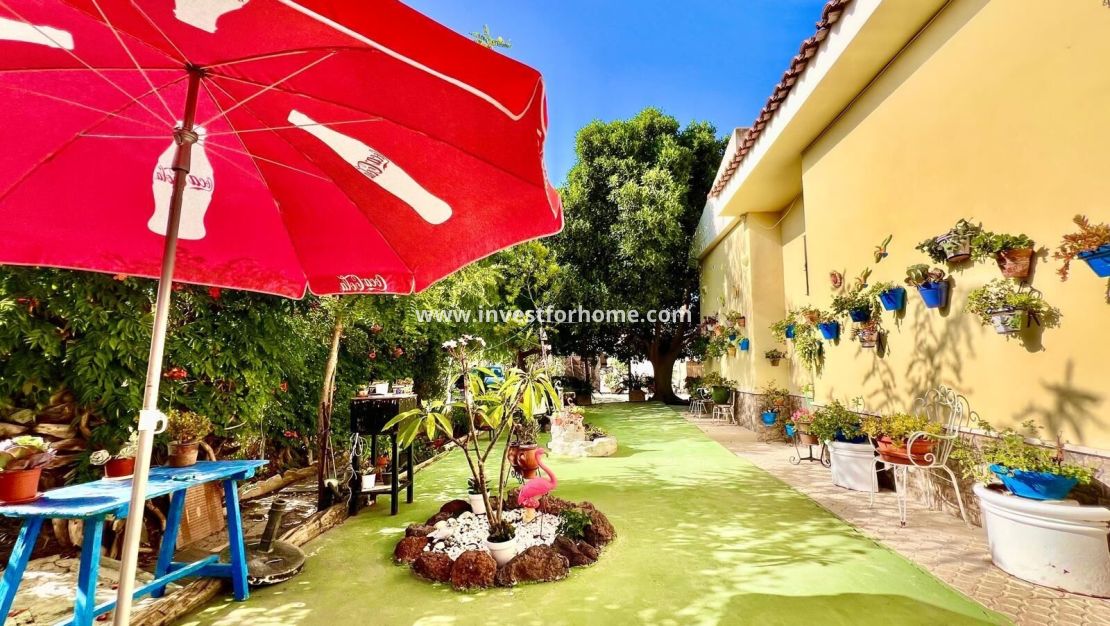 Sale - Villa - Daya vieja - Costa Blanca Sur