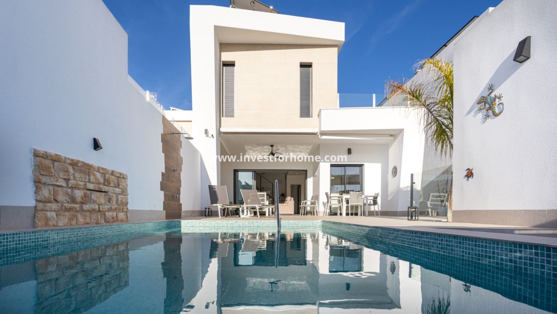 Sale - Villa - Dolores - Costa Blanca
