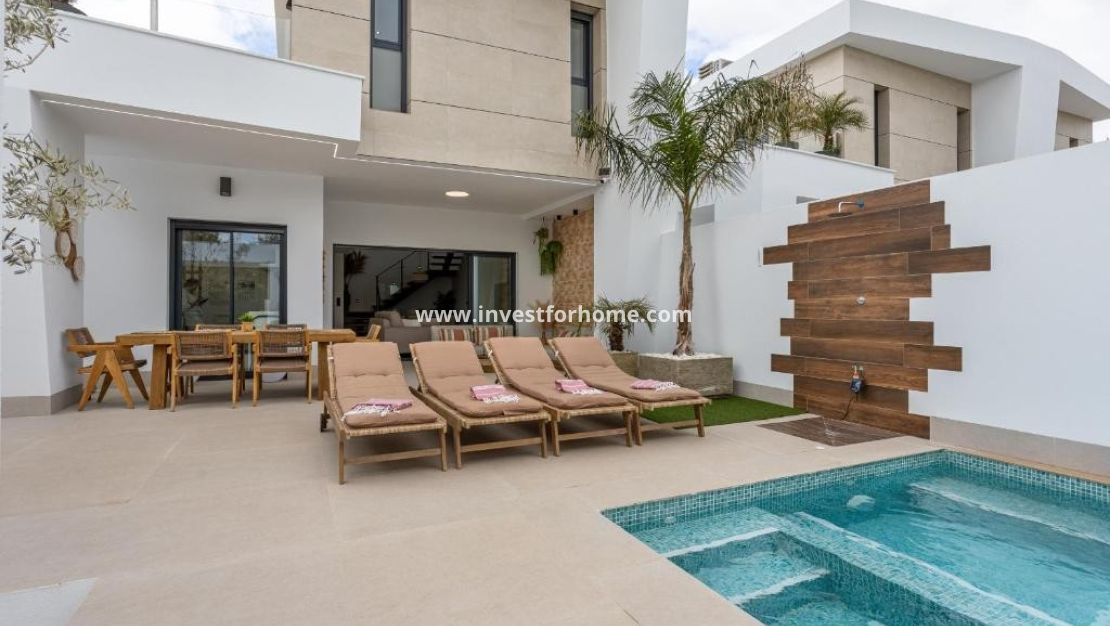 Sale - Villa - Dolores - Costa Blanca