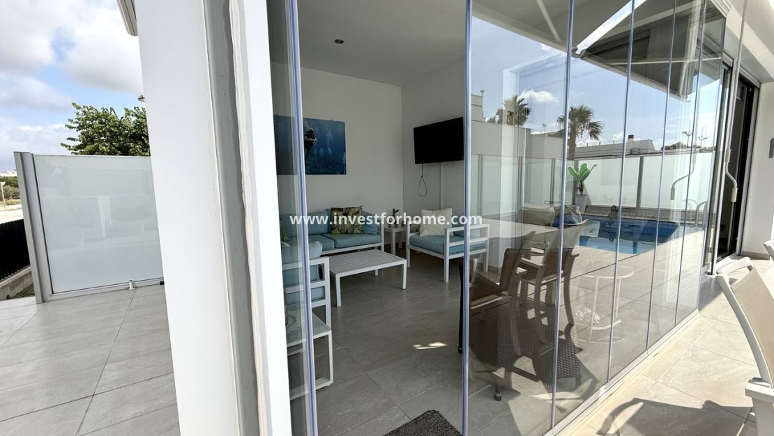 Sale - Villa - Dolores - Costa Blanca
