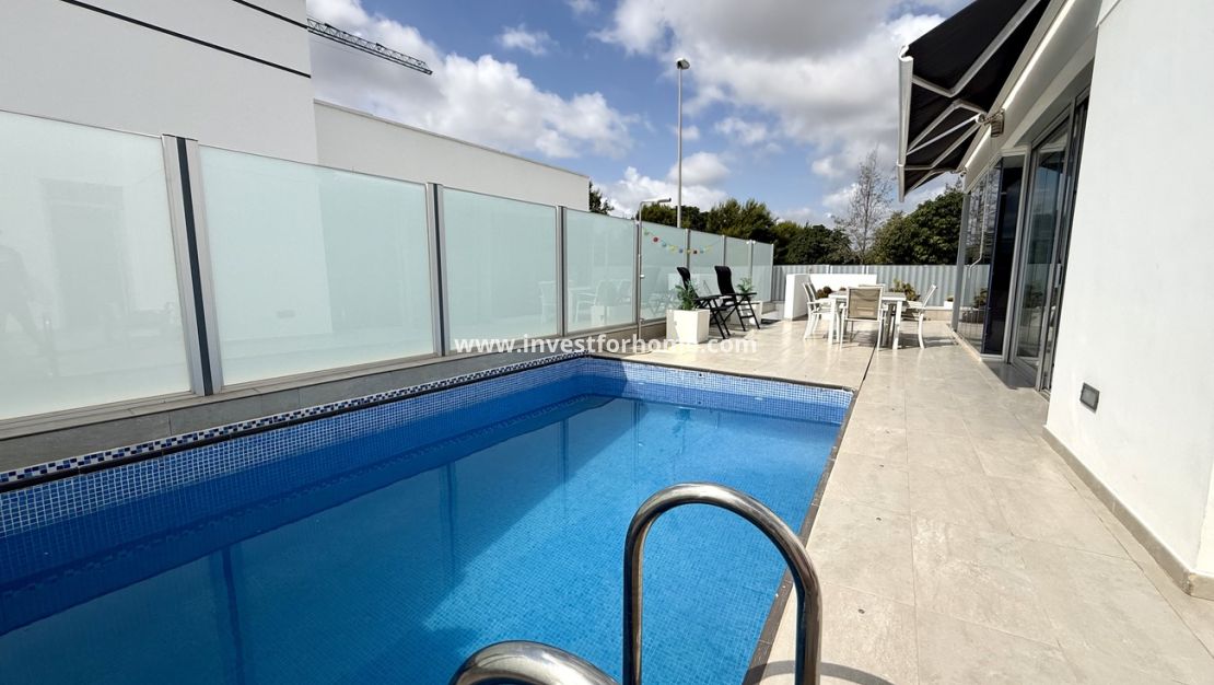 Sale - Villa - Dolores - Costa Blanca