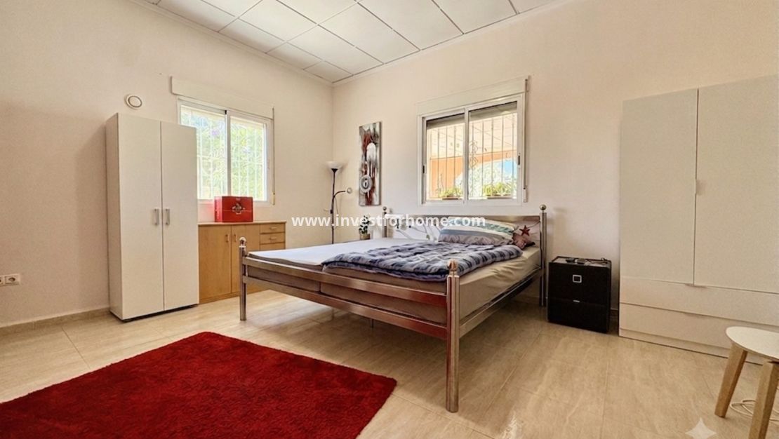 Sale - Villa - Dolores - Costa Blanca