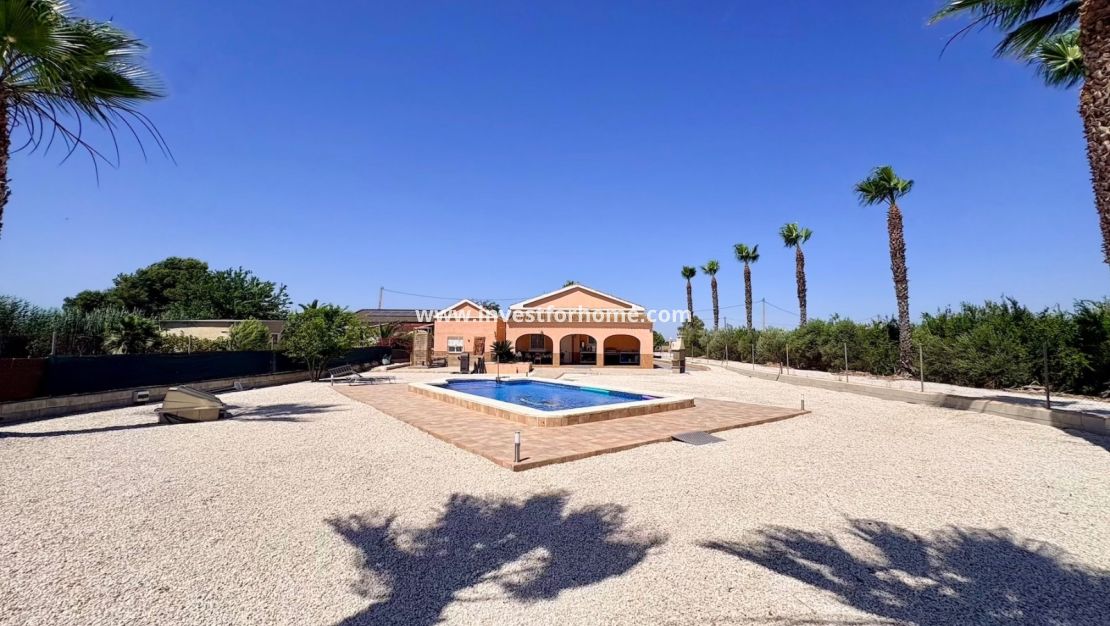 Sale - Villa - Dolores - Costa Blanca