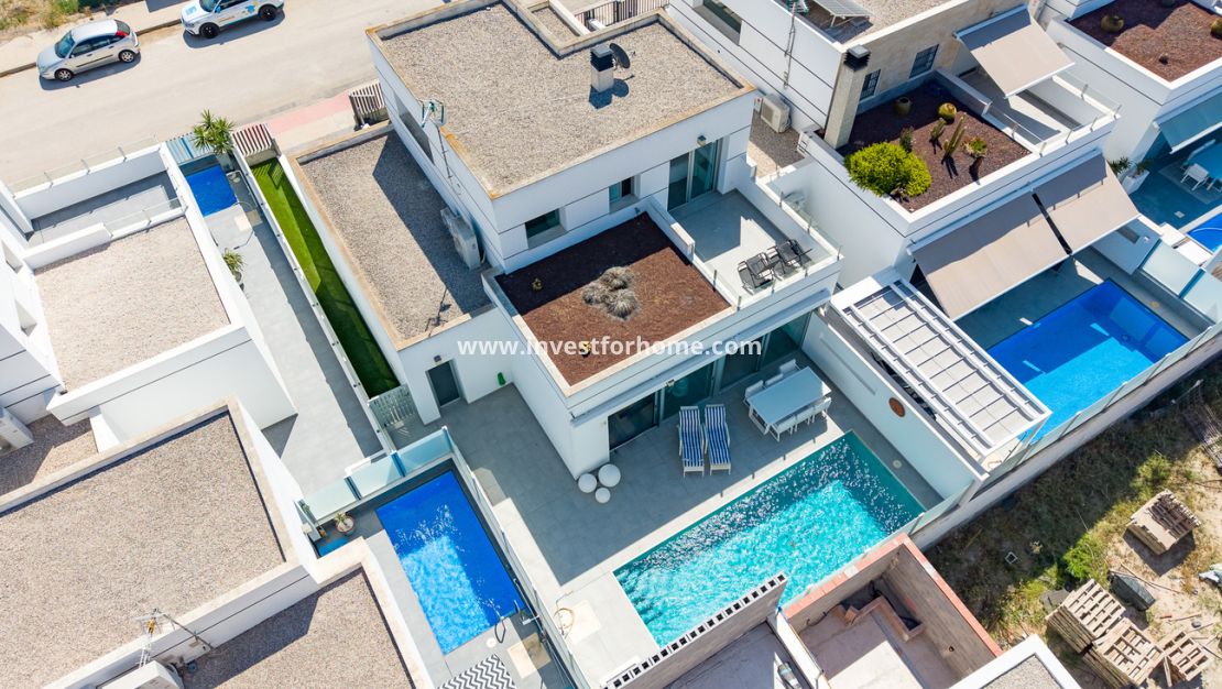 Sale - Villa - Dolores - Costa Blanca