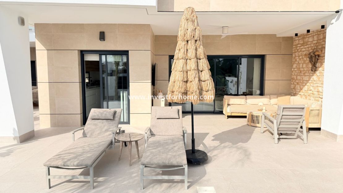 Sale - Villa - Dolores - Costa Blanca