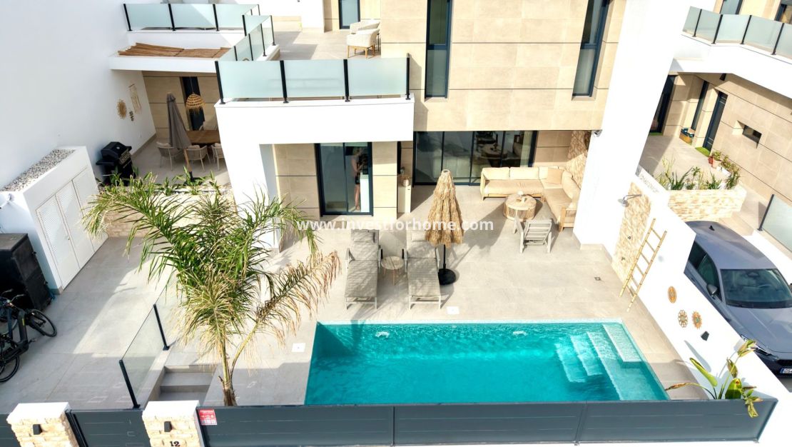 Sale - Villa - Dolores - Costa Blanca
