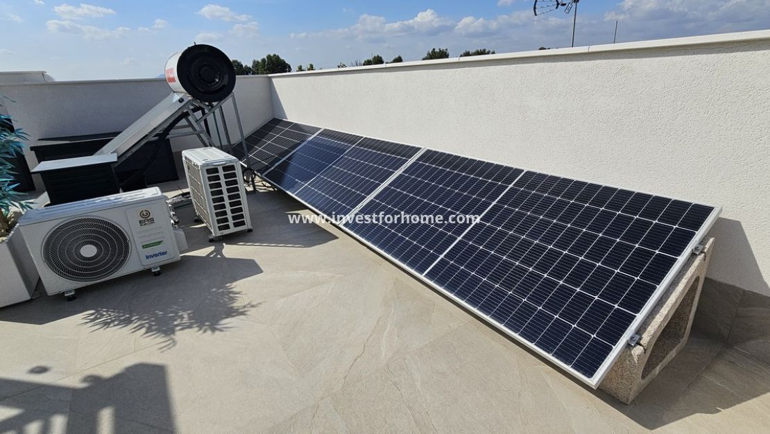 Sale - Villa - Dolores - Sector 4