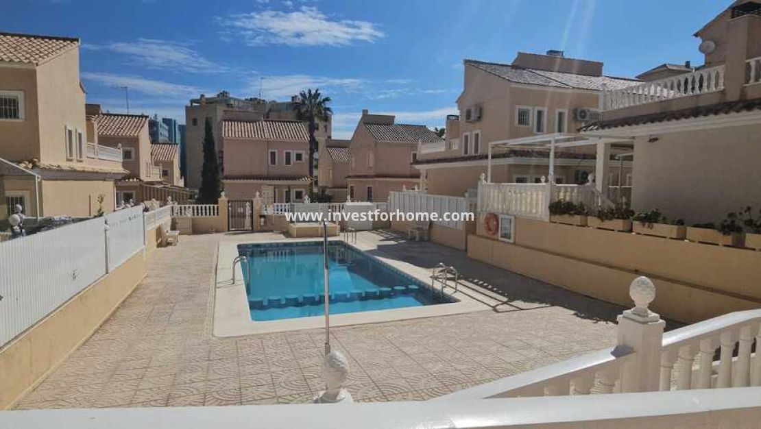 Sale - Villa - Guardamar del Segura - Campomar