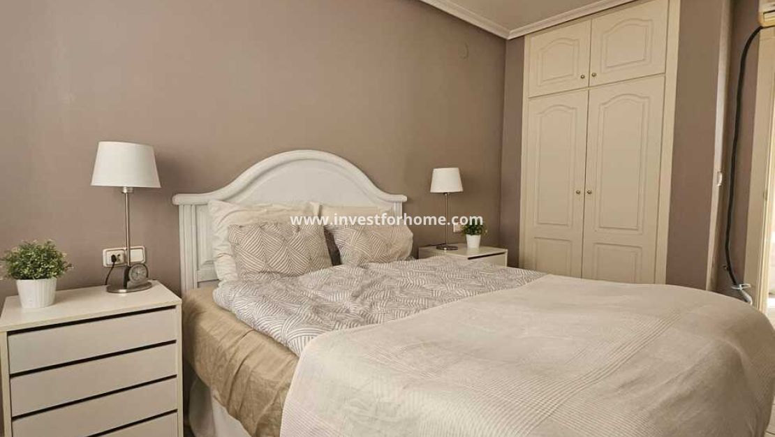 Sale - Villa - Guardamar del Segura - Campomar