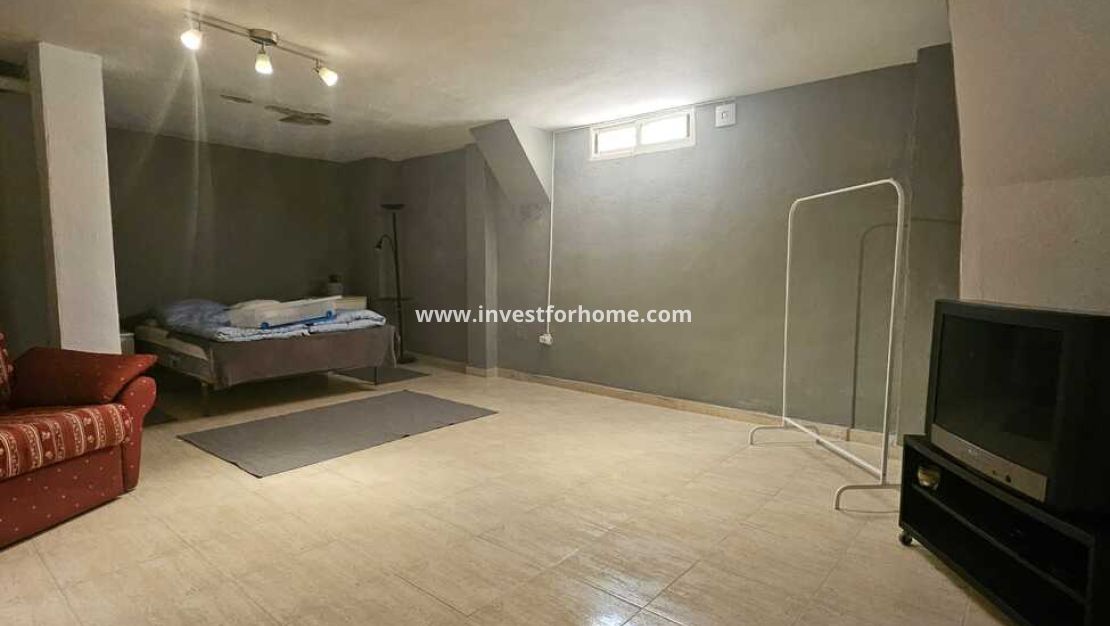 Sale - Villa - Guardamar del Segura - Campomar