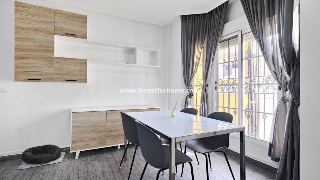 Sale - Villa - Guardamar del Segura - El Raso