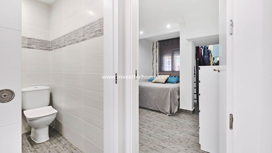 Sale - Villa - Guardamar del Segura - El Raso