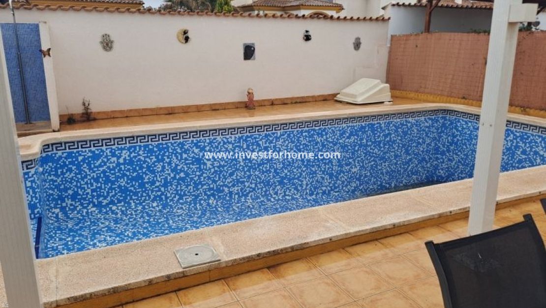 Sale - Villa - Hondón de las Nieves - Inland