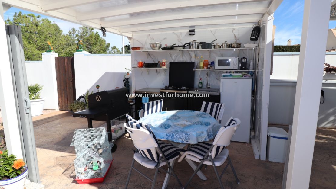 Sale - Villa - Hondón de las Nieves - Inland