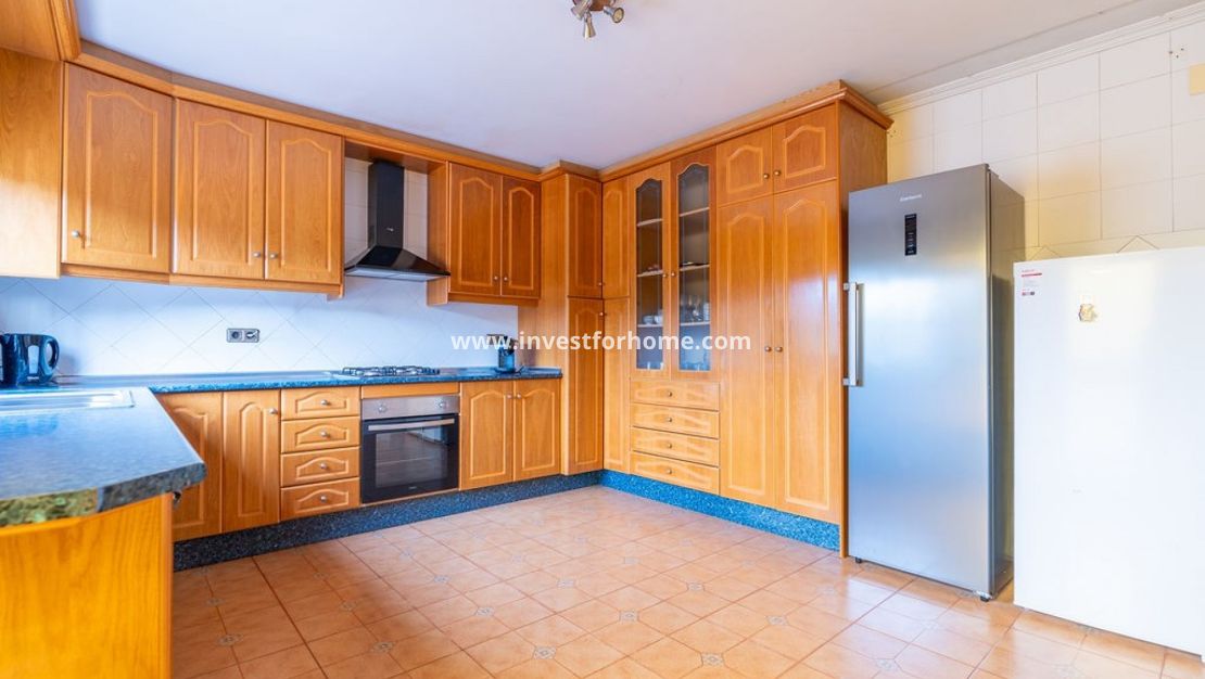 Sale - Villa - Hondón de las Nieves - Inland