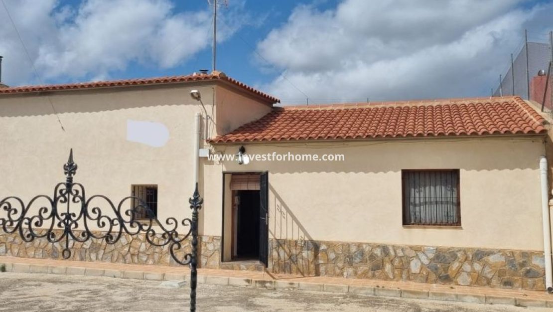 Sale - Villa - Hondón de las Nieves - Inland