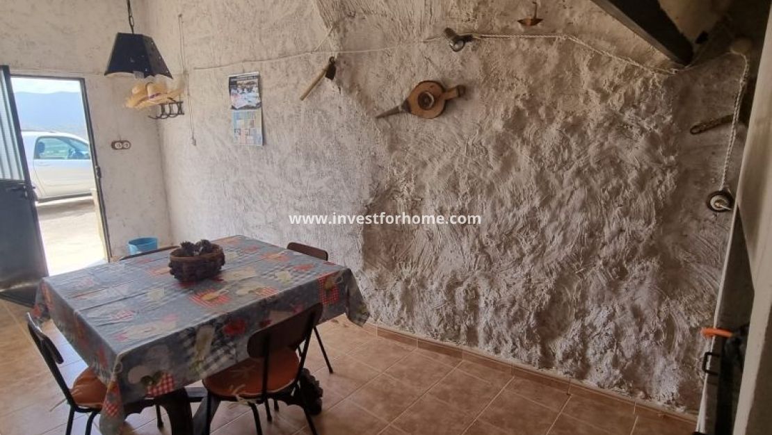 Sale - Villa - Hondón de las Nieves - Inland